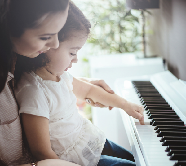 Nên cho trẻ học piano ở độ tuổi nào? – Đàn piano BT