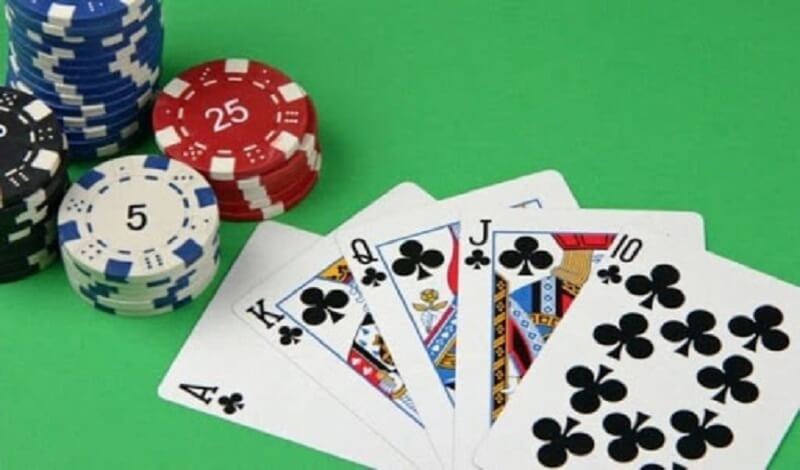 Hướng dẫn cách chơi sảnh thùng hiệu quả trong poker