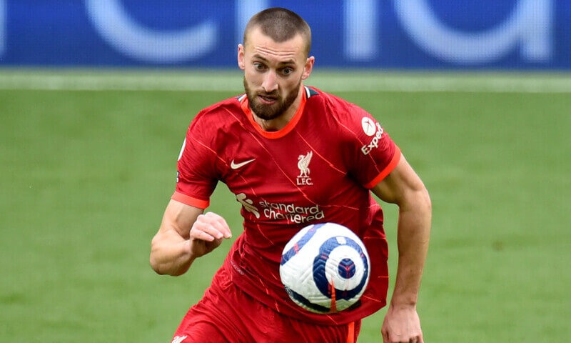 Top 7 hậu vệ Liverpool để lại ấn tượng khó quên