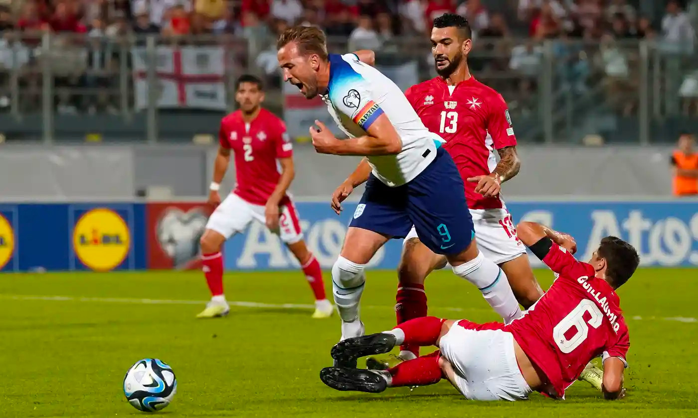 Tiền Đạo Là Gì? Những Kỹ Năng Trở Thành Tiền Đạo Giỏi