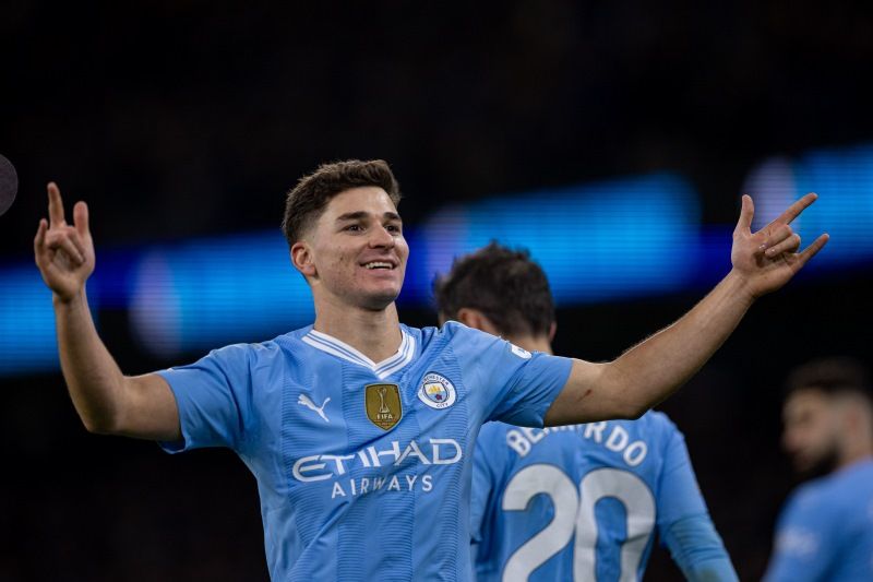 Các huyền thoại bóng đá nổi tiếng với khả năng tạo key pass