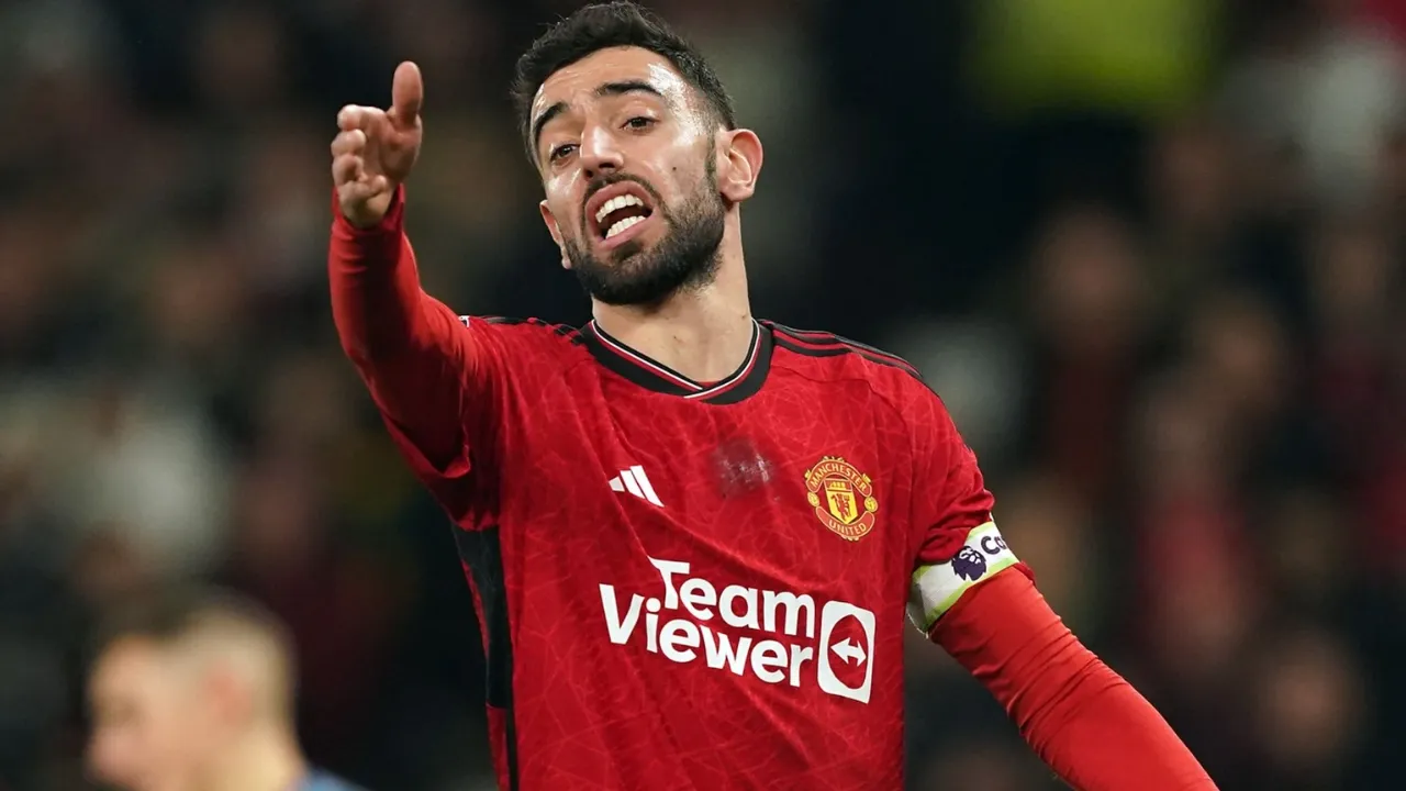 Bruno Fernandes trong màu áo Manchester United