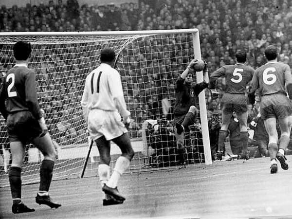 Điểm danh các thủ môn Liverpool thi đấu xuất sắc nhất