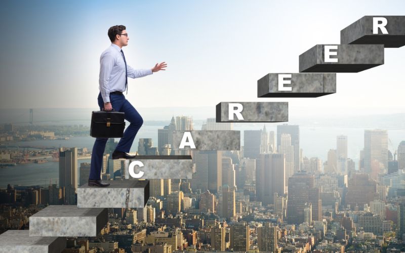 Nam 30 tuổi vẫn đủ thời gian theo đuổi nghề mới