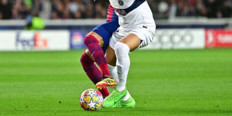 Tư thế rê bóng chuẩn xác